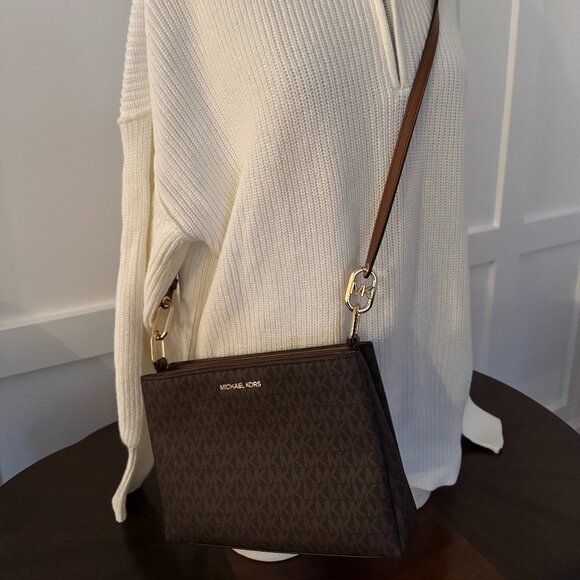 Michael Kors Trisha Crossboy Bag - Picture 3 of 5